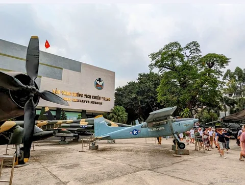 Private SUV transport used on the Cu Chi Tunnels VIP tour